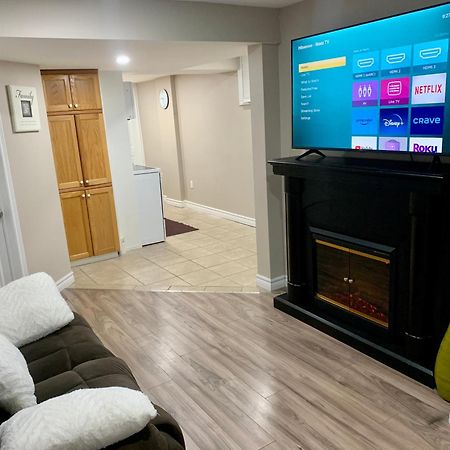 1 Room In A Cozy And Beautiful Basement Guelph Zewnętrze zdjęcie
